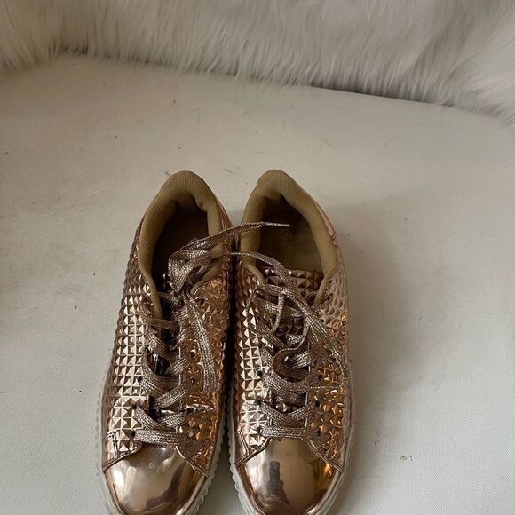Herstyle Stacey Rose gold low top lace up sneakers size 8 - Picture 7 of 10